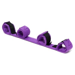 Spreader bar with 4 cuffs