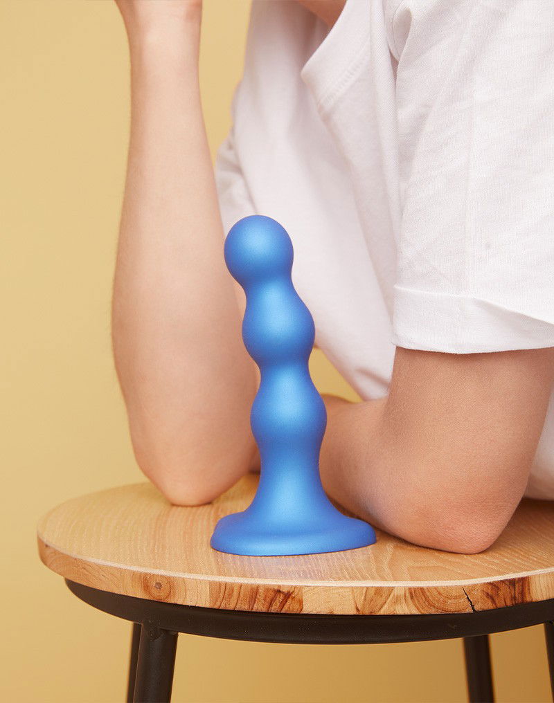 Strap-On-Me - Dildo Plug Balls Maat S - Metallic Blauw - Afbeelding 4
