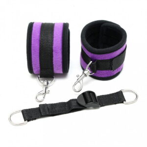 Rimba – Soft Bondage klittenband voetboeien met band van 30 cm. en karabijnhaken